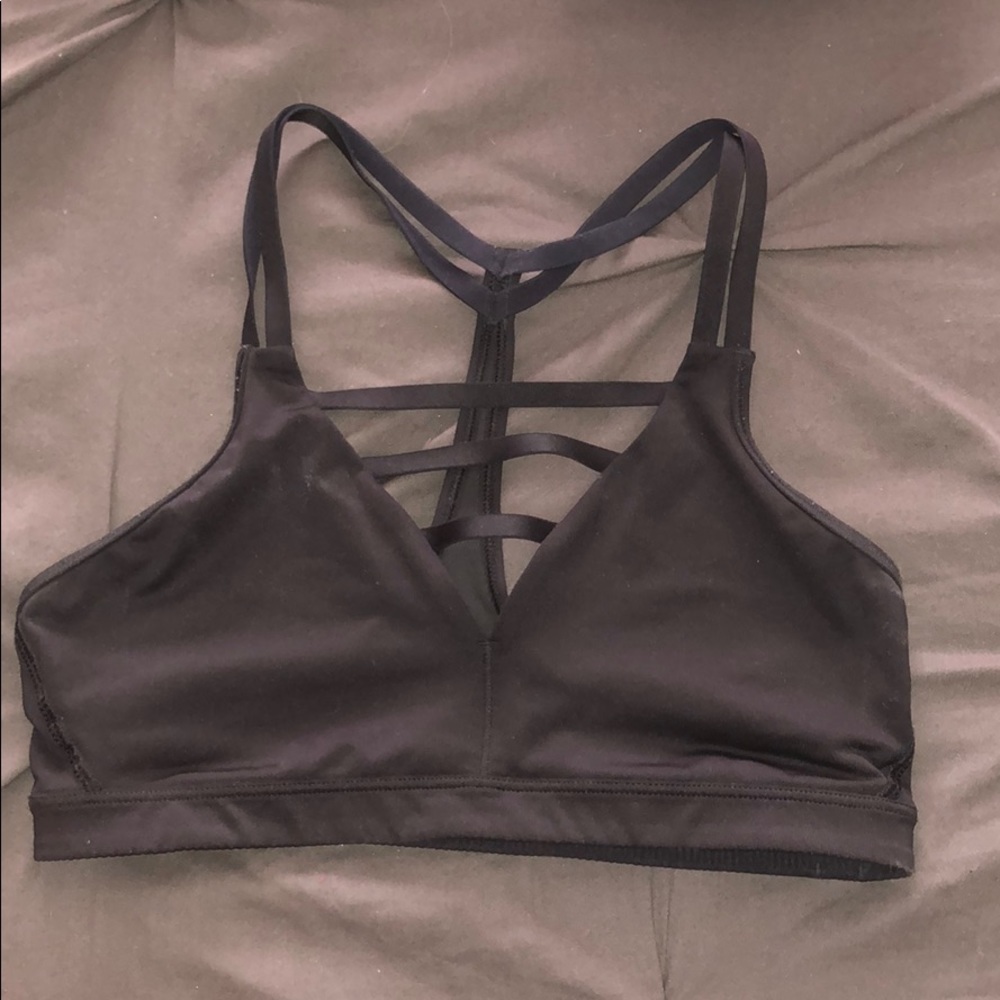 BARELY WORN VICTORIAS SECRET sports bra